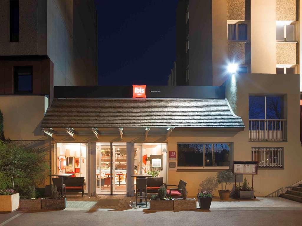 Ibis Chatellerault Exterior photo