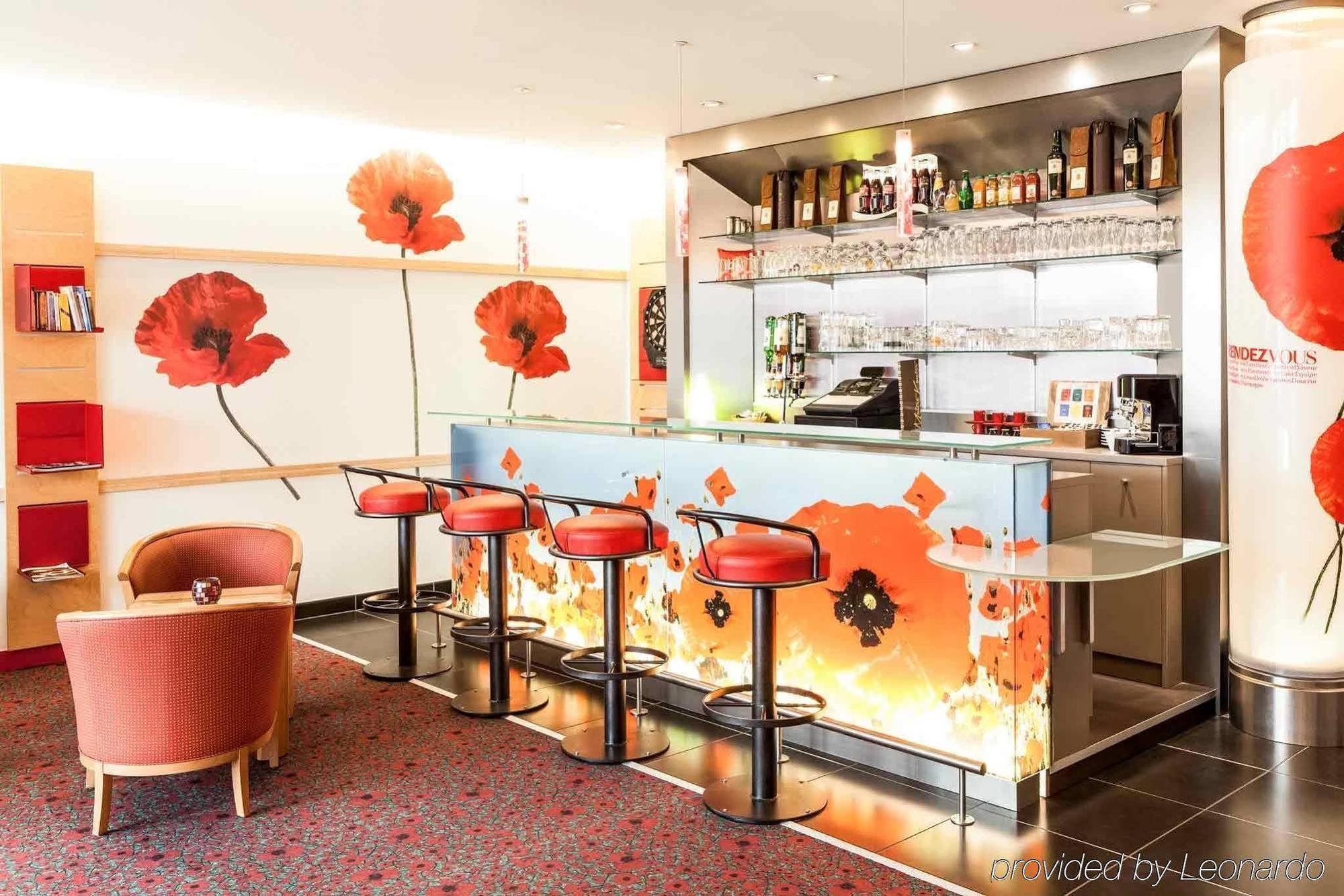 Ibis Chatellerault Exterior photo