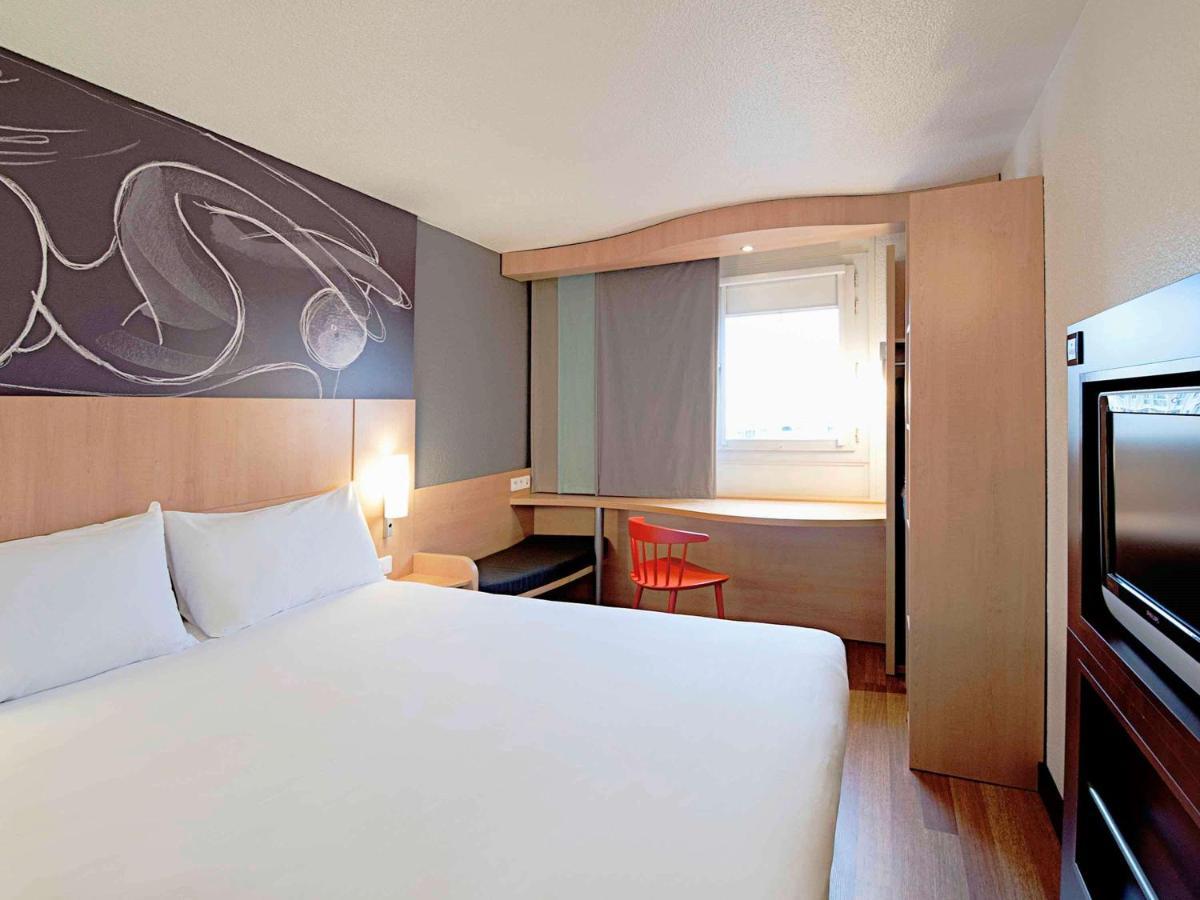 Ibis Chatellerault Exterior photo
